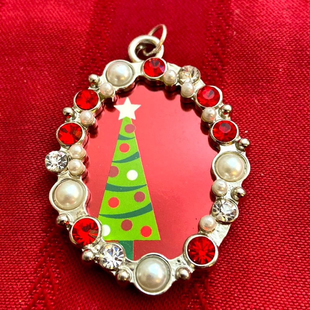 5/$10❤️❤️❤️2010 Nordstroms Rhinestoned Photo Frame Pendant Charm